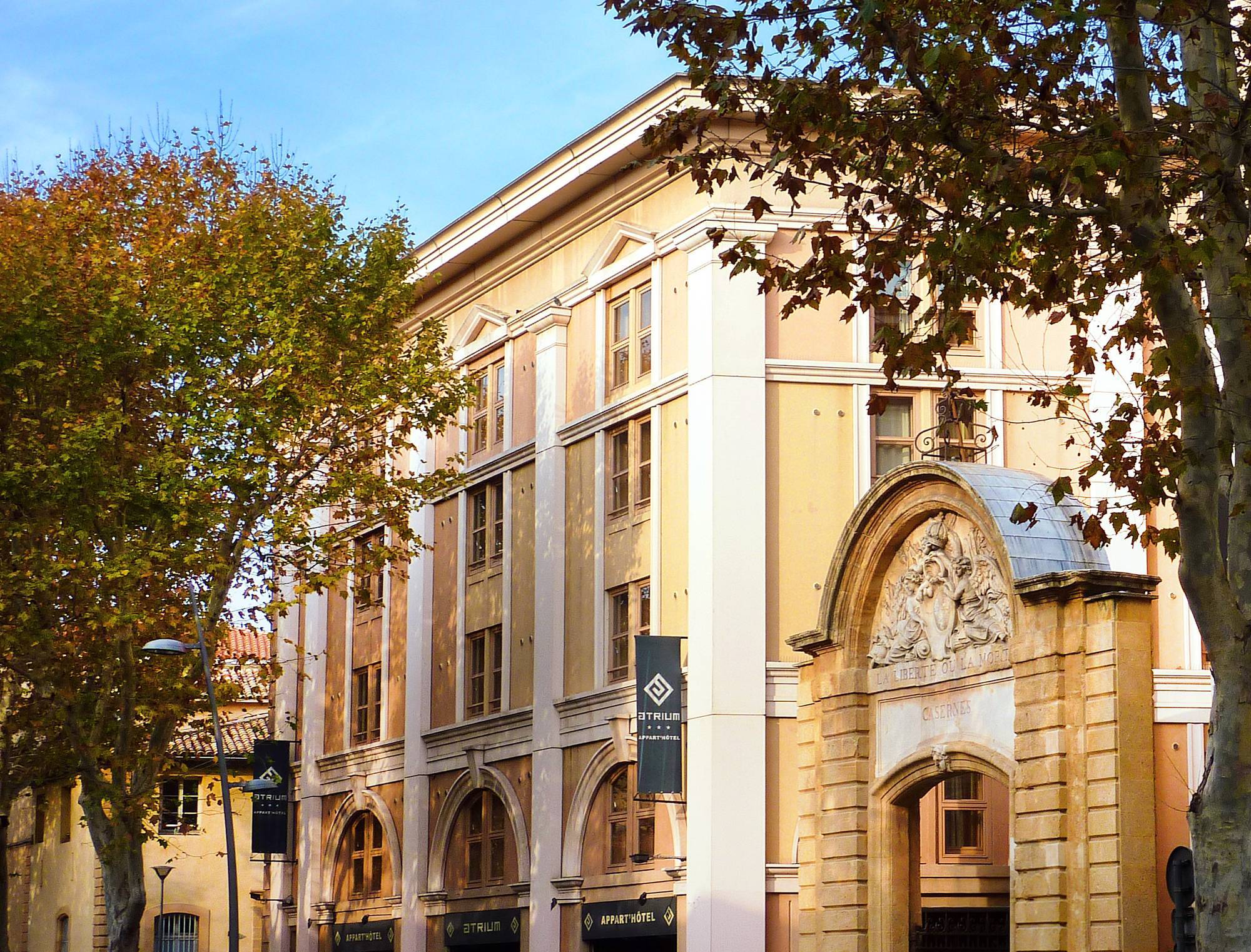 Odalys City Aix En Provence L'Atrium Aparthotel Aix-en-Provence Esterno foto