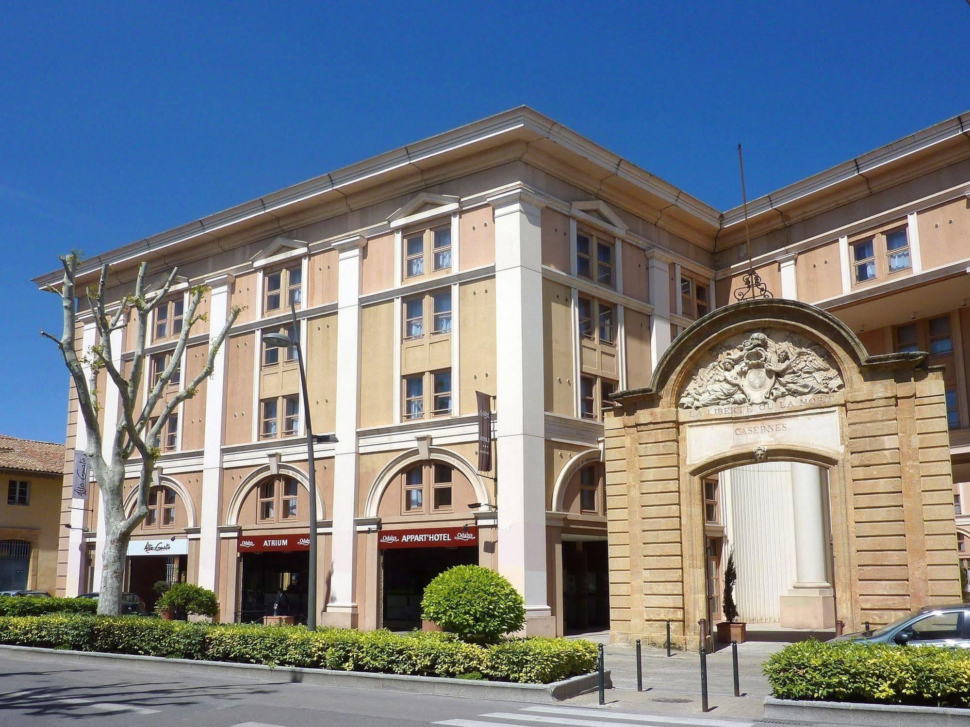 Odalys City Aix En Provence L'Atrium Aparthotel Aix-en-Provence Esterno foto